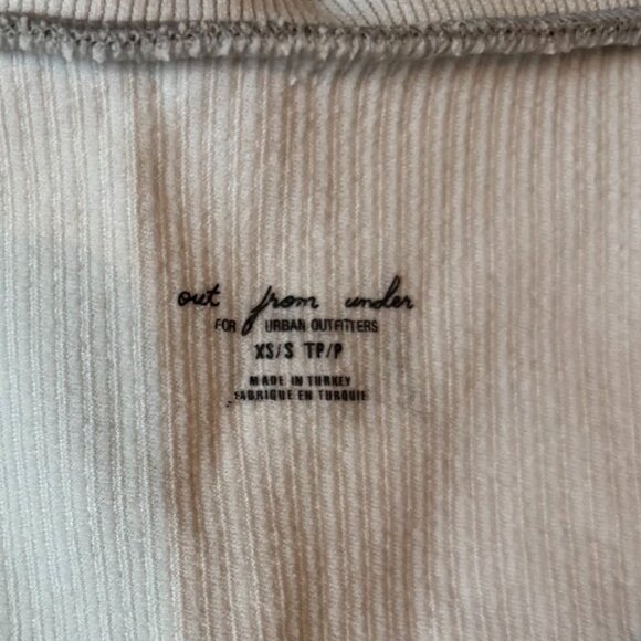 Urban Outfitters Crop Top - Picture 2 of 2